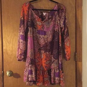 Flowy long-sleeve mini dress